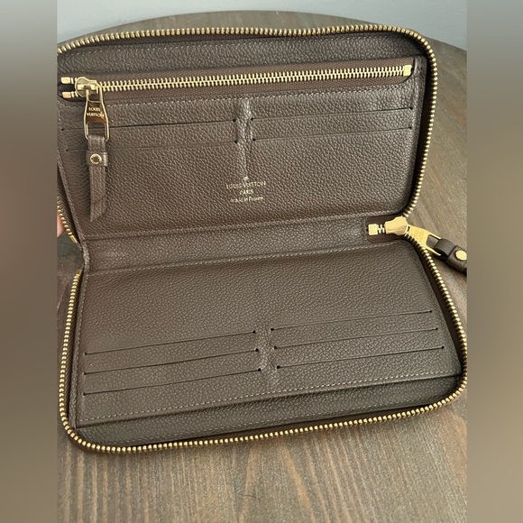 AUTHENTIC LV Empreinte Artsy MM Taupe Glace - Picture 6 of 11